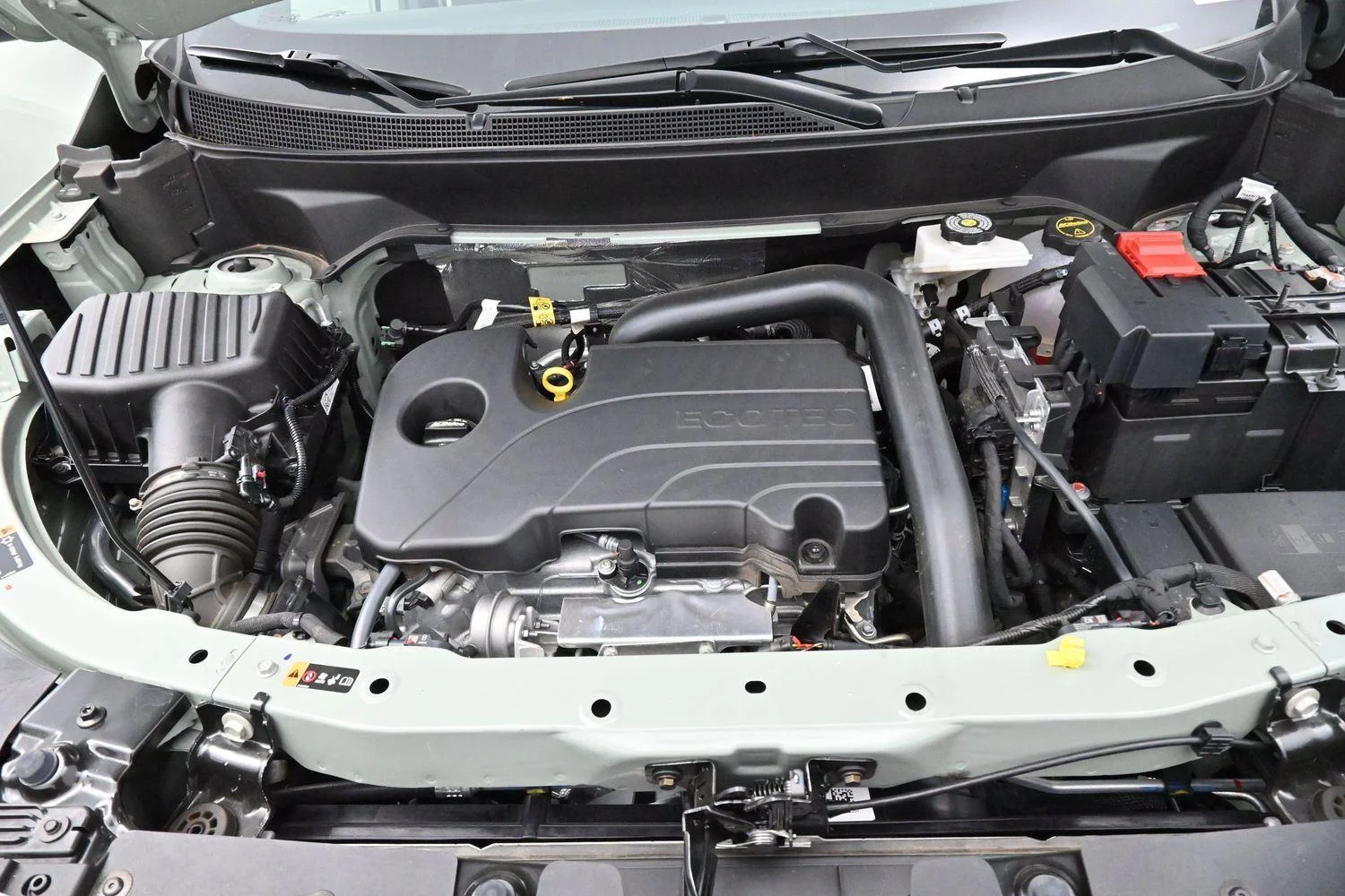 Used 2025 Cacti Green Chevrolet LT image 33