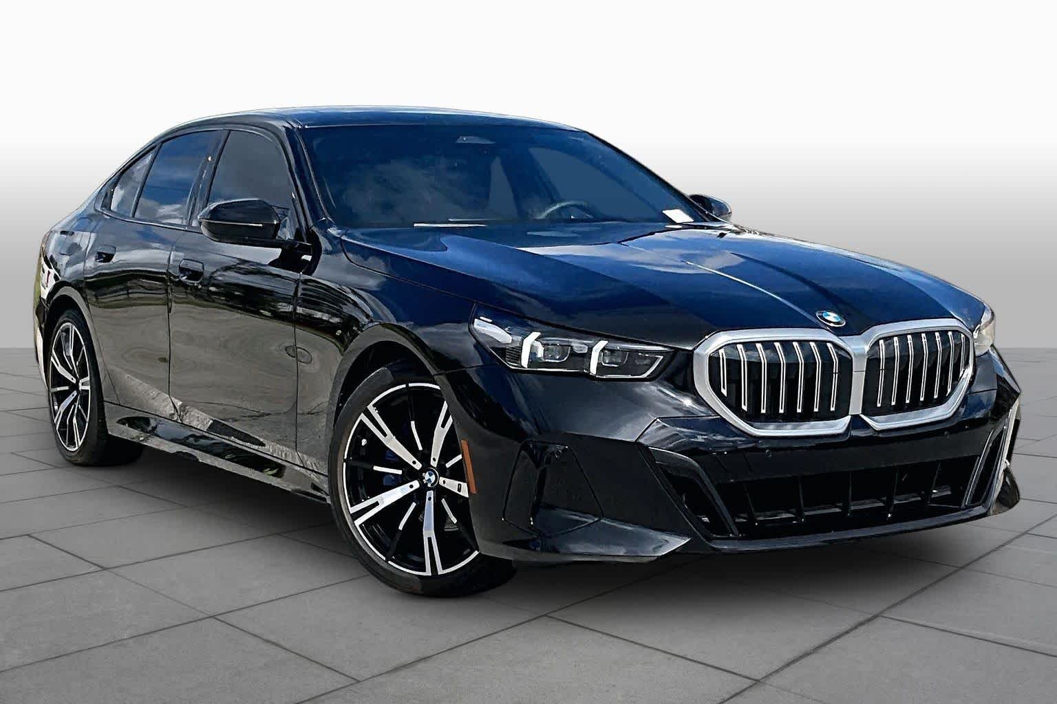 Used 2026 Black Sapphire Metallic BMW 530i image 2