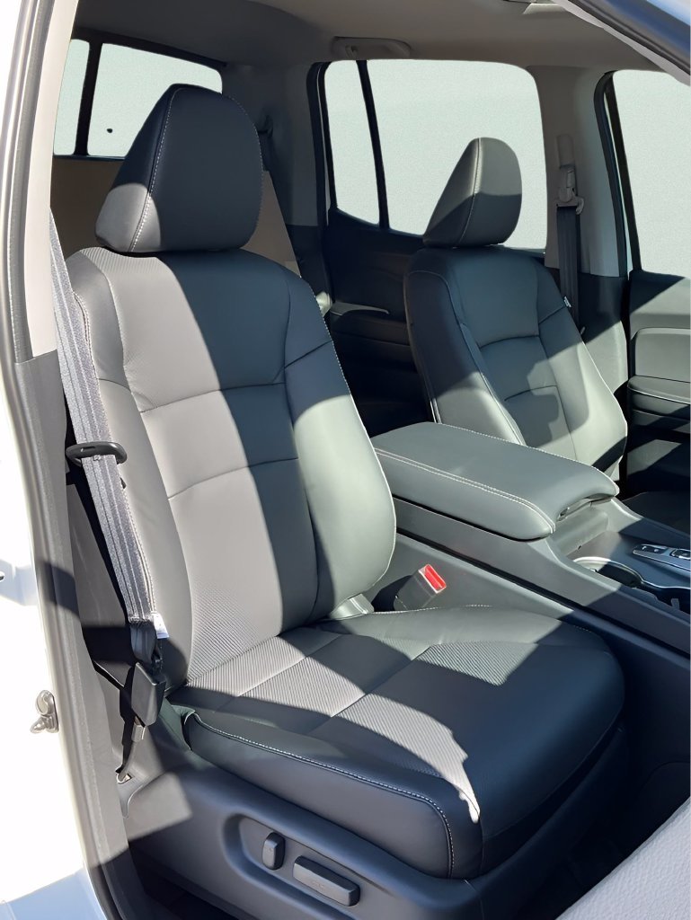 Used 2026 White Honda RTL image 21