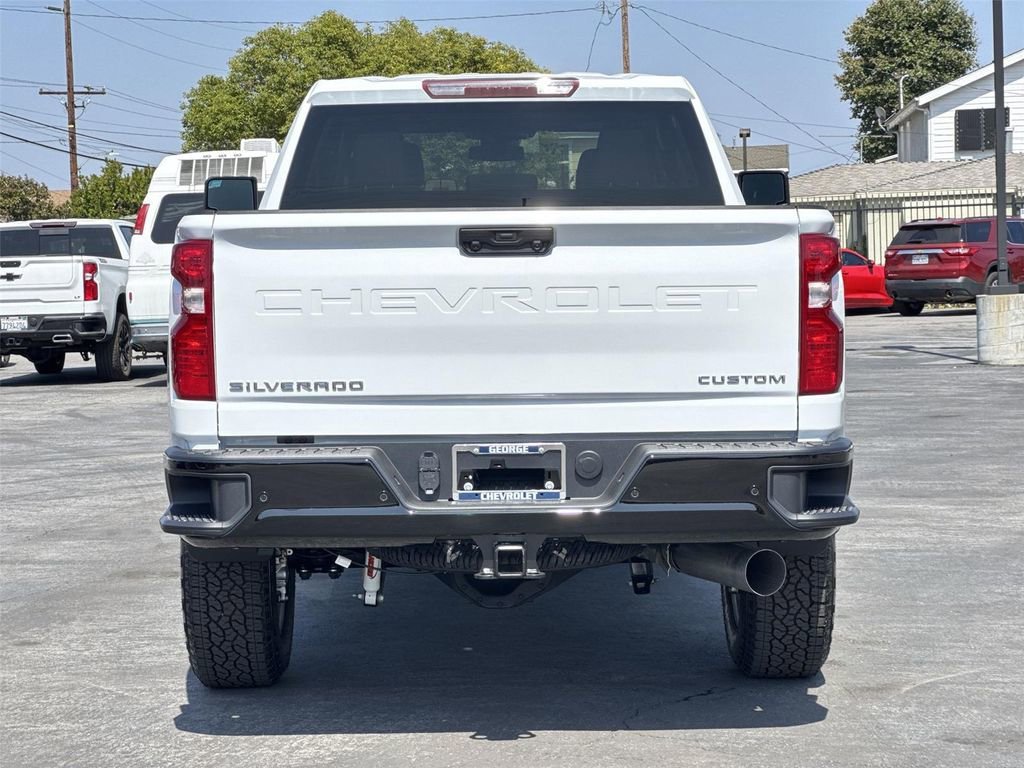 2026 Chevrolet Silverado 2500 HD Custom - Photo 6