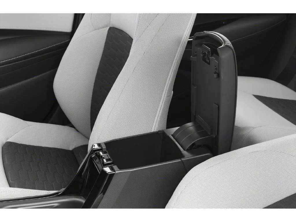 Used 2021 Black Toyota SE image 9