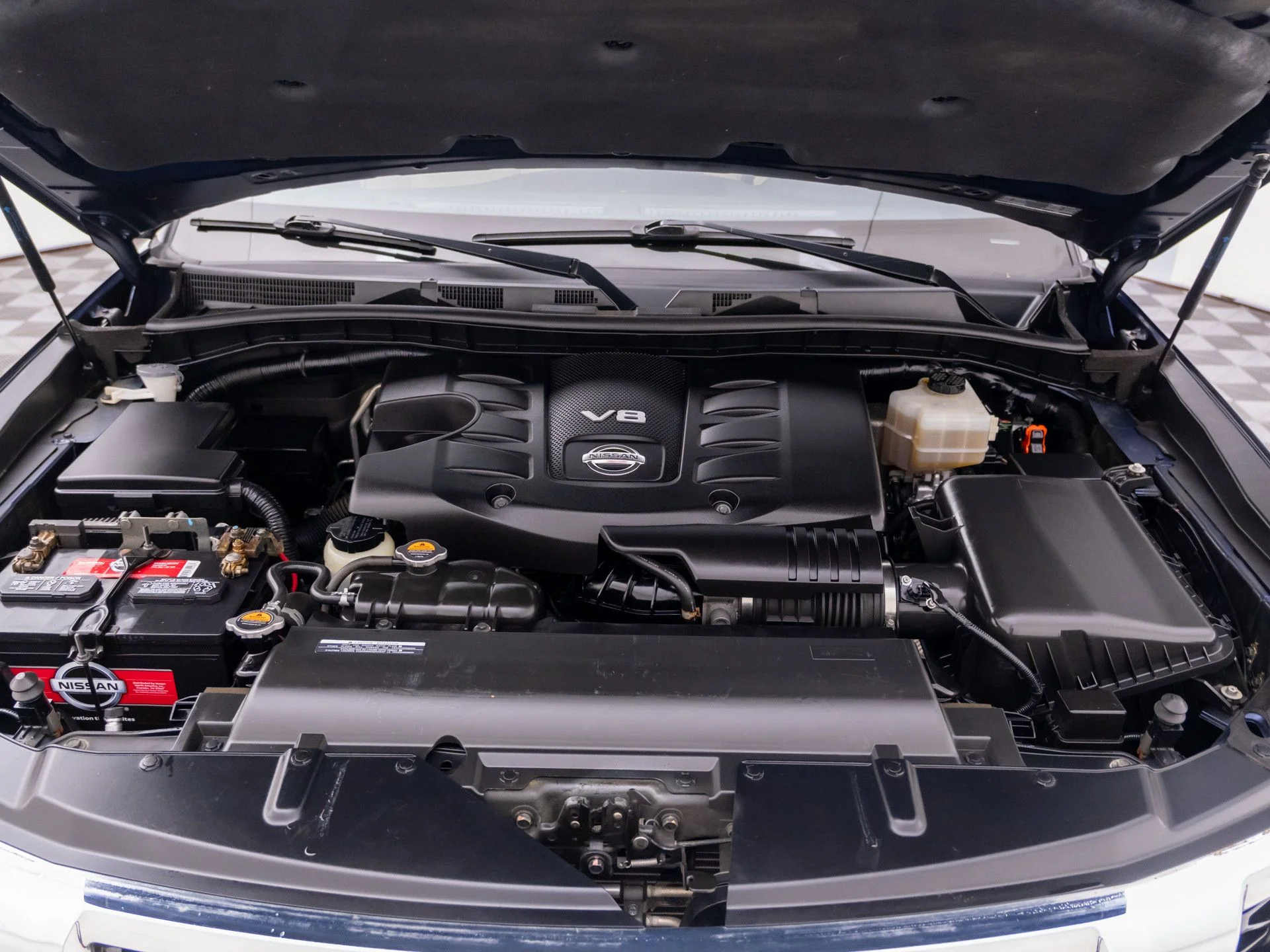 Used 2019 Blue Nissan Platinum image 32