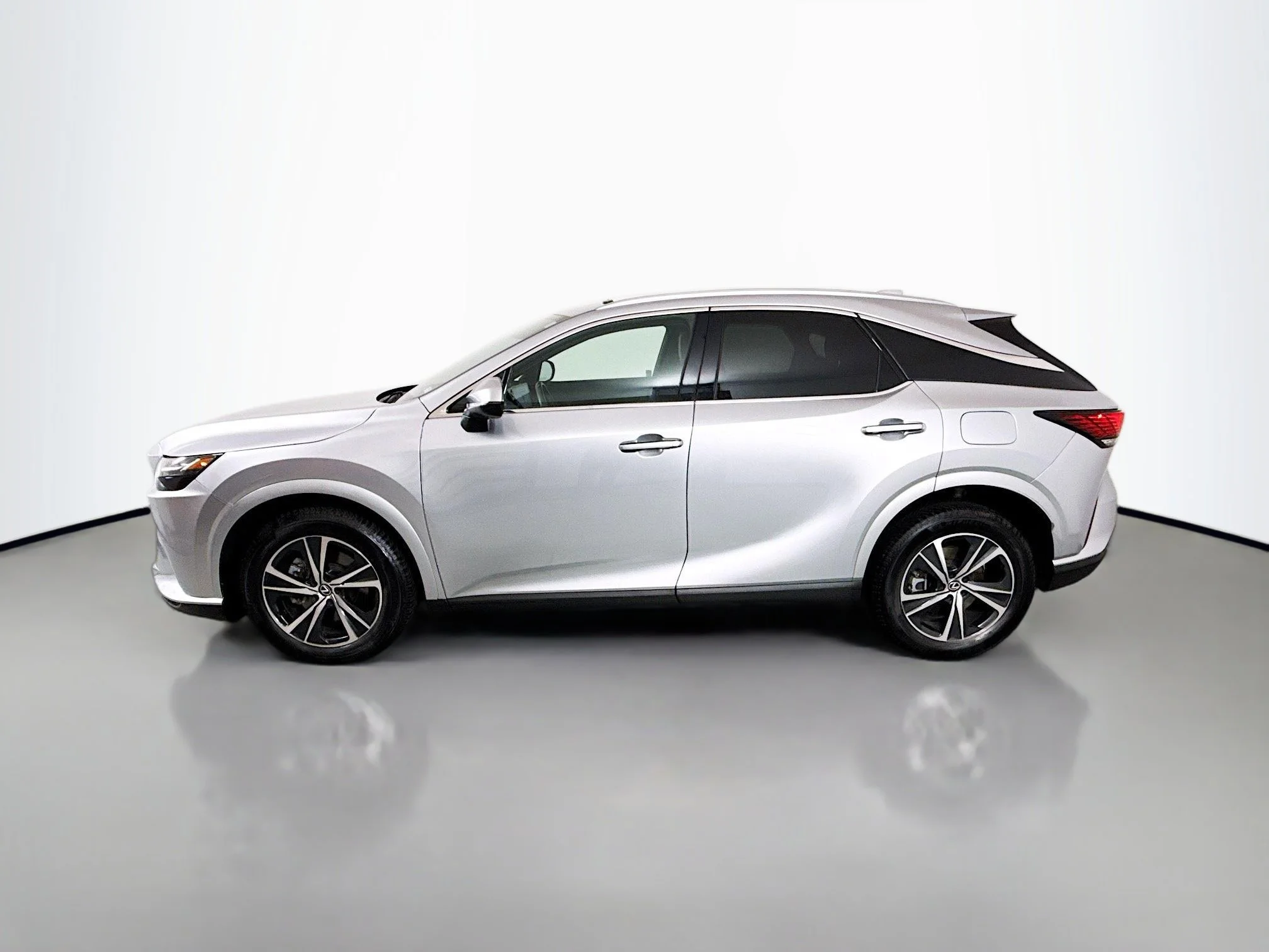 Certified Used 2023 IRIDIUM Lexus 350 Premium Plus image 4