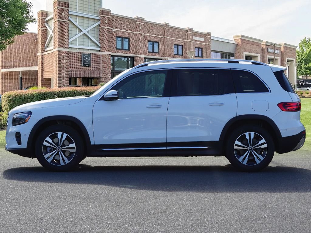 Used 2026 Polar White Mercedes-Benz GLB 250 image 8