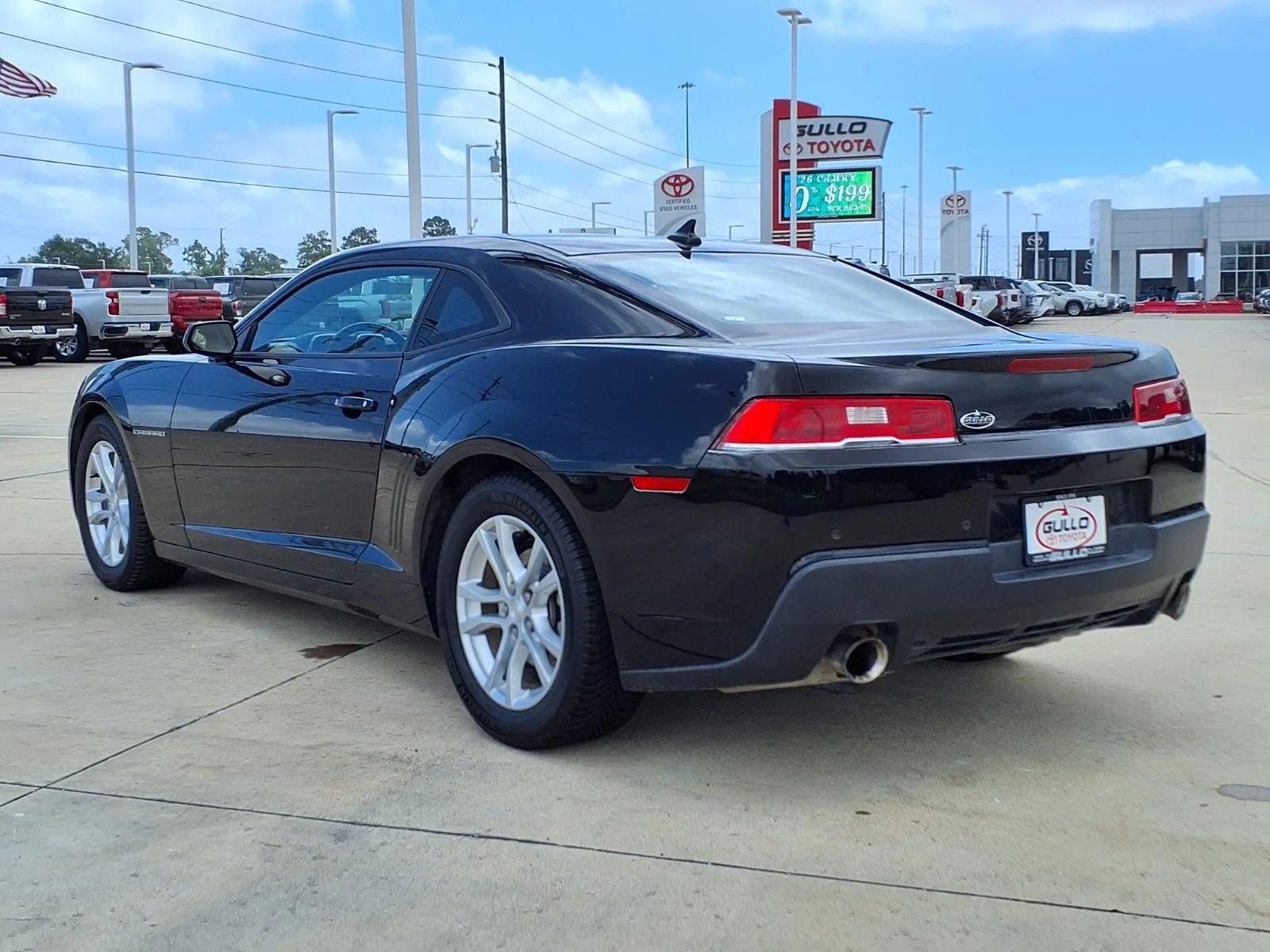 Used 2015 Black Chevrolet 1LT image 2