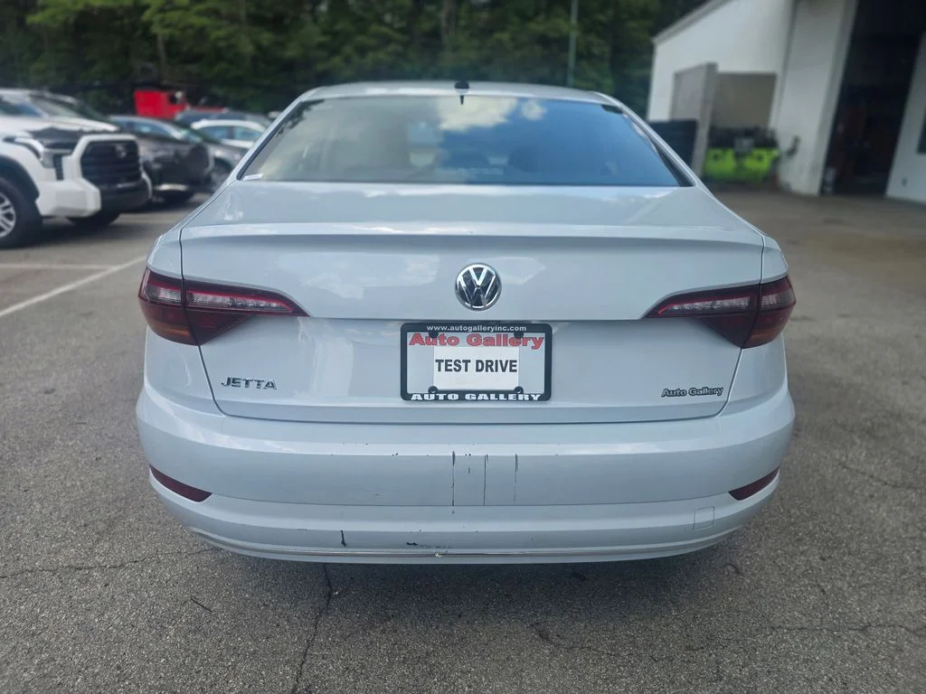 Used 2019 White Volkswagen 1.4T S image 7