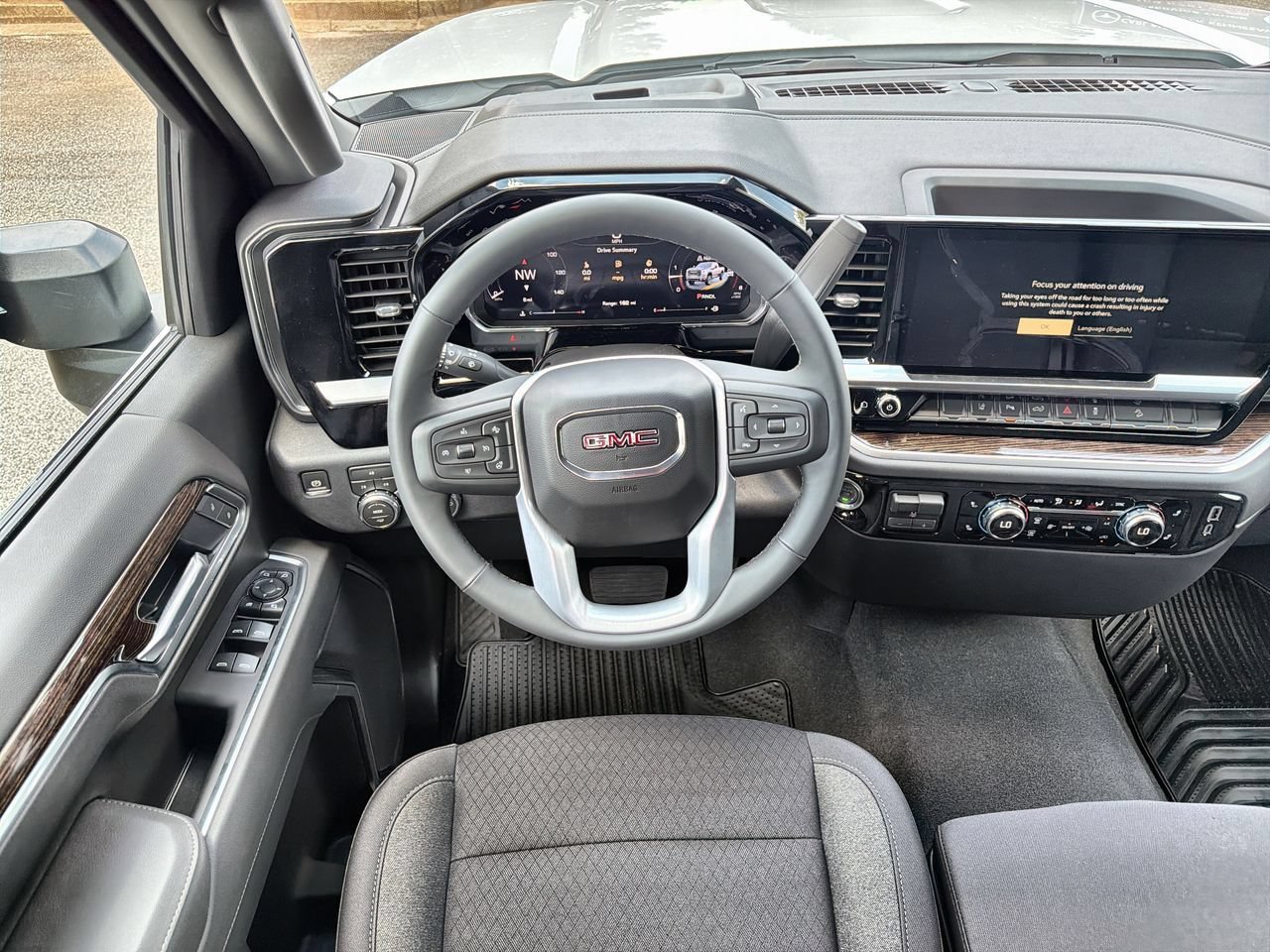New 2026 Summit White GMC SLE image 10
