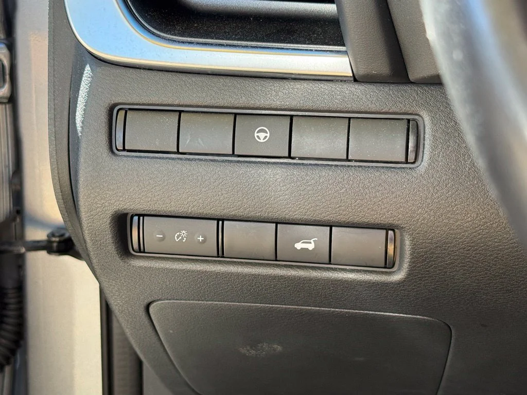 Used 2021 Gun Metallic Nissan SV image 14