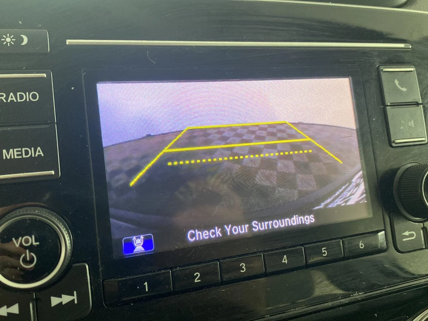 Used 2018 Lunar Silver Metallic Honda LX image 17