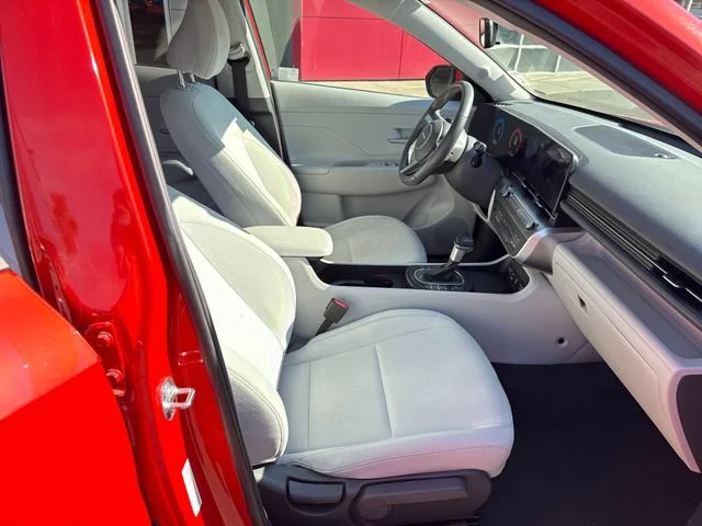 Used 2025 Soultronic Orange Pearl Hyundai SEL image 9