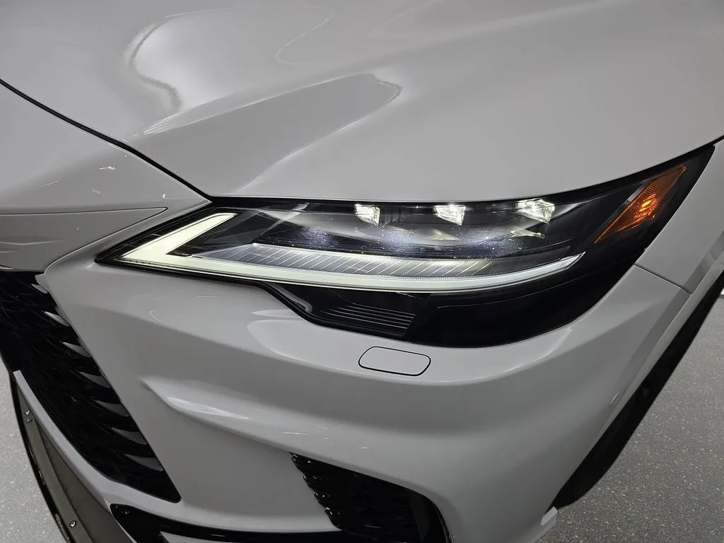 New 2026 White Lexus 500h F SPORT Performance image 28