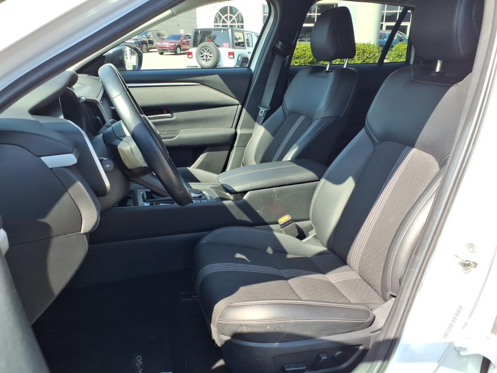 Used 2025 Wind Chill Pearl Mazda 2.5 S Preferred Package image 18