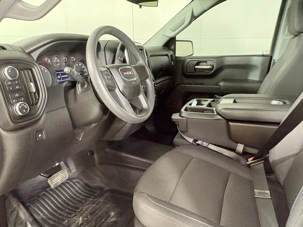 Used 2024 White GMC Pro image 25