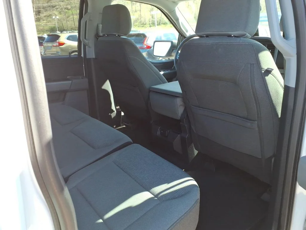 Used 2025 White Ford XLT image 25