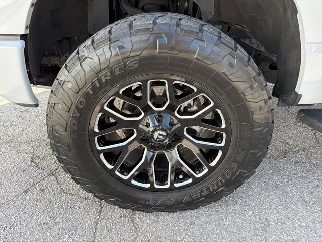Used 2023 White Ford Tremor image 28