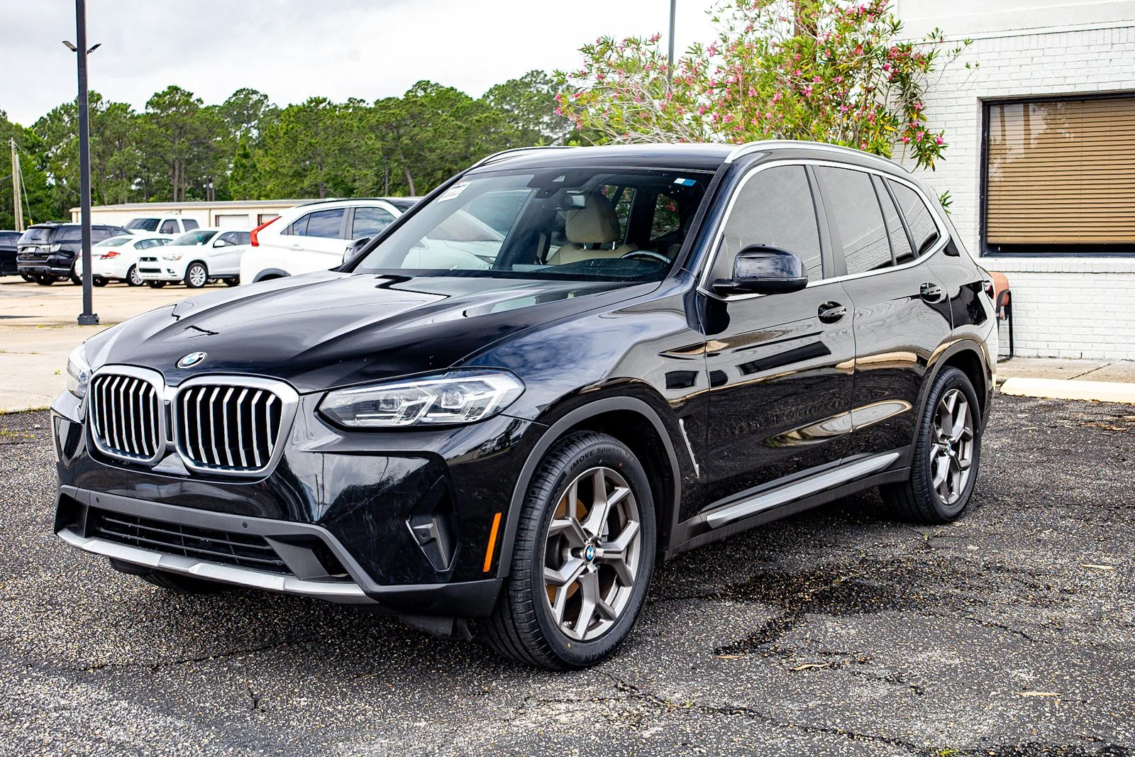 2022 BMW X3 sDrive30i's photo