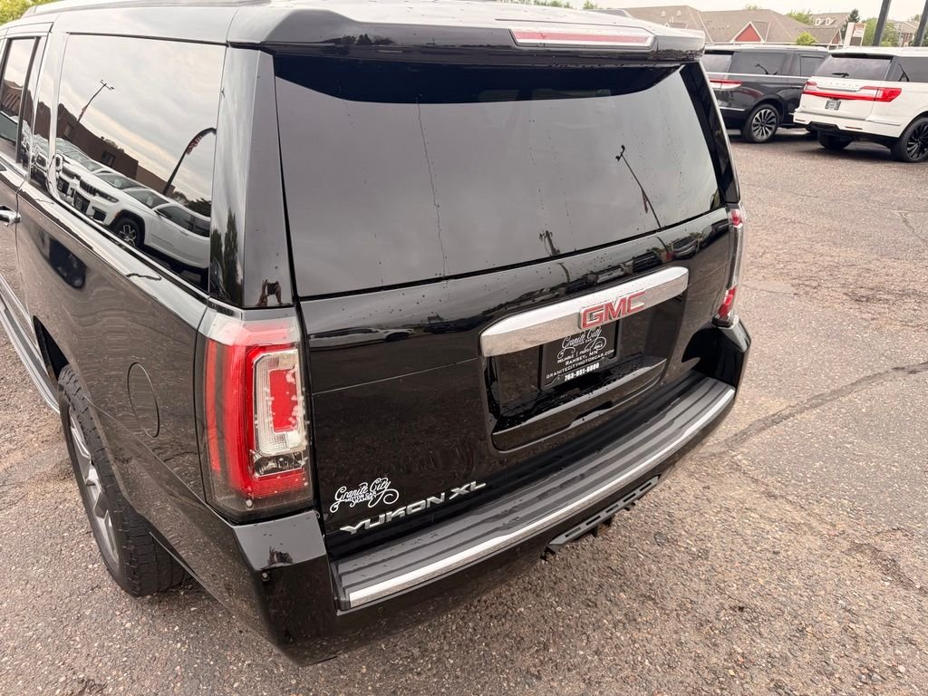 Used 2017 Black GMC Denali image 16