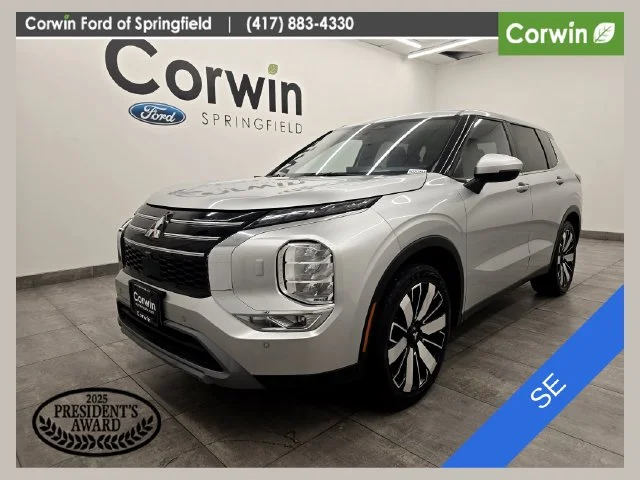 Used 2025 Alloy Silver Metallic Mitsubishi SE image 1