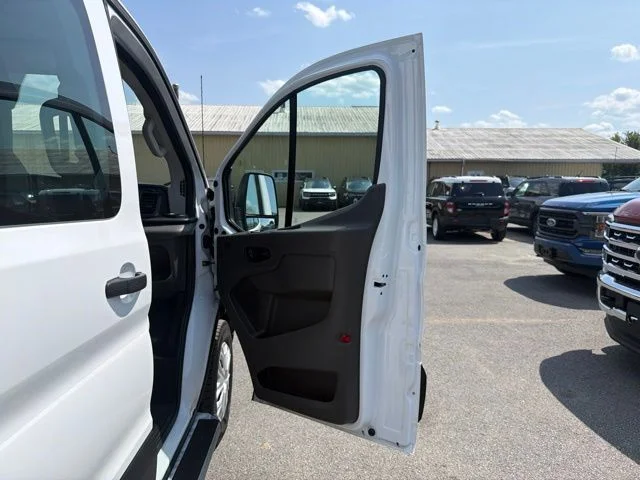 Used 2025 White Ford Base image 24