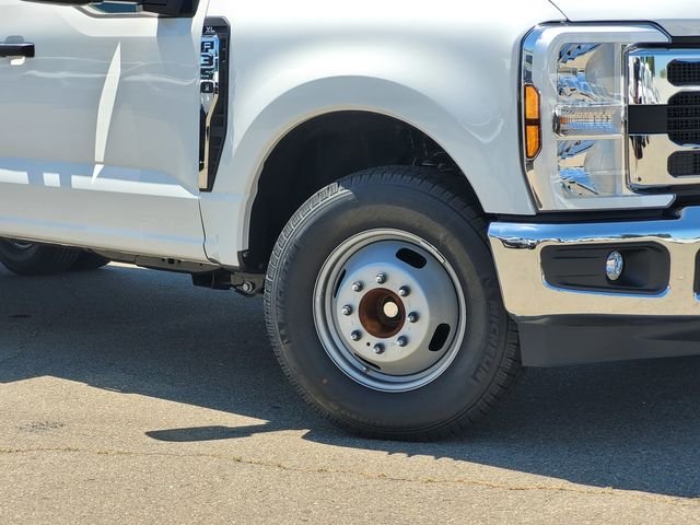 New 2026 White Ford XL image 2