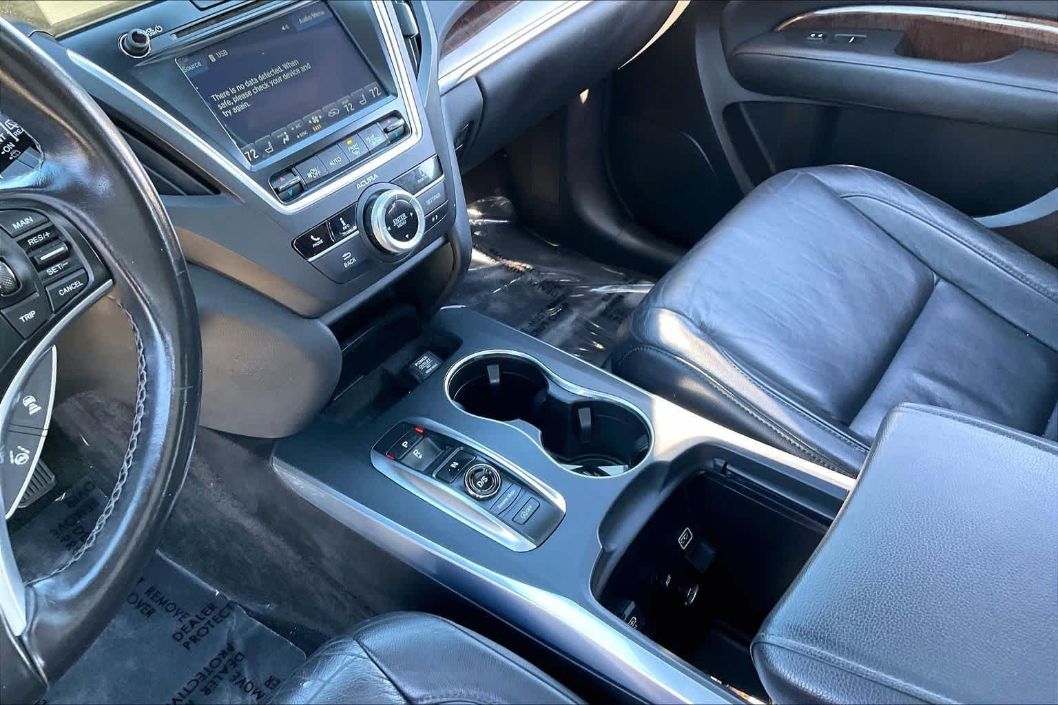 Used 2020 Platinum White Pearl Acura  image 16