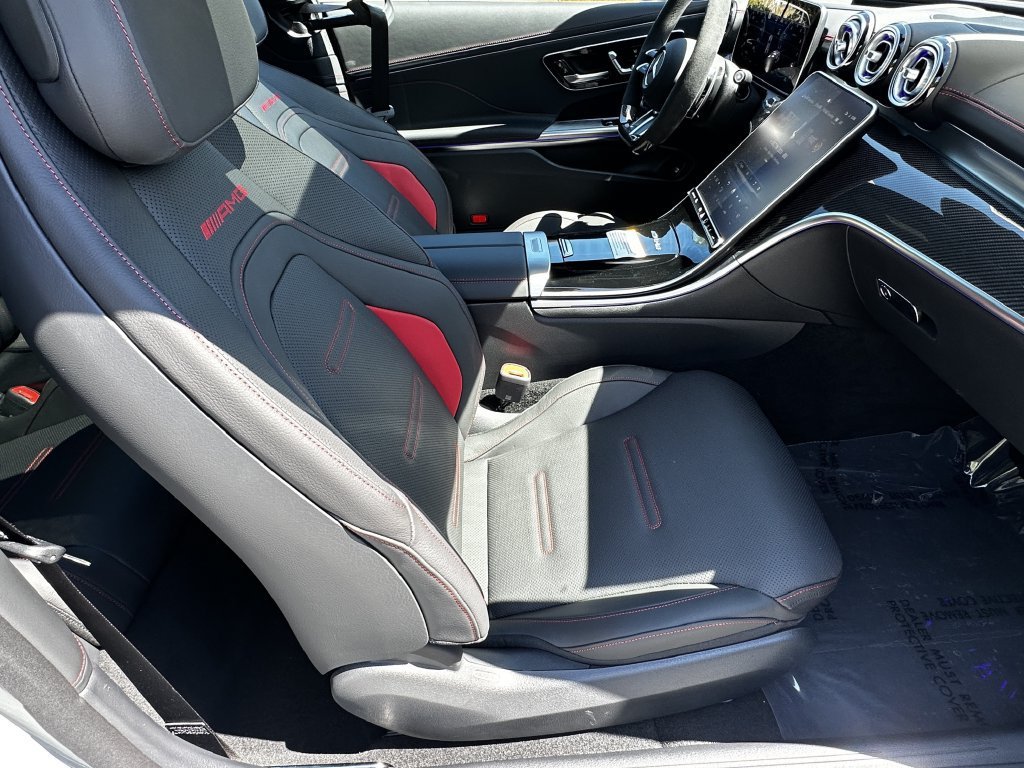New 2027 MANUFAKTUR Alpine Grey Mercedes-Benz AMG® CLE 53 image 47