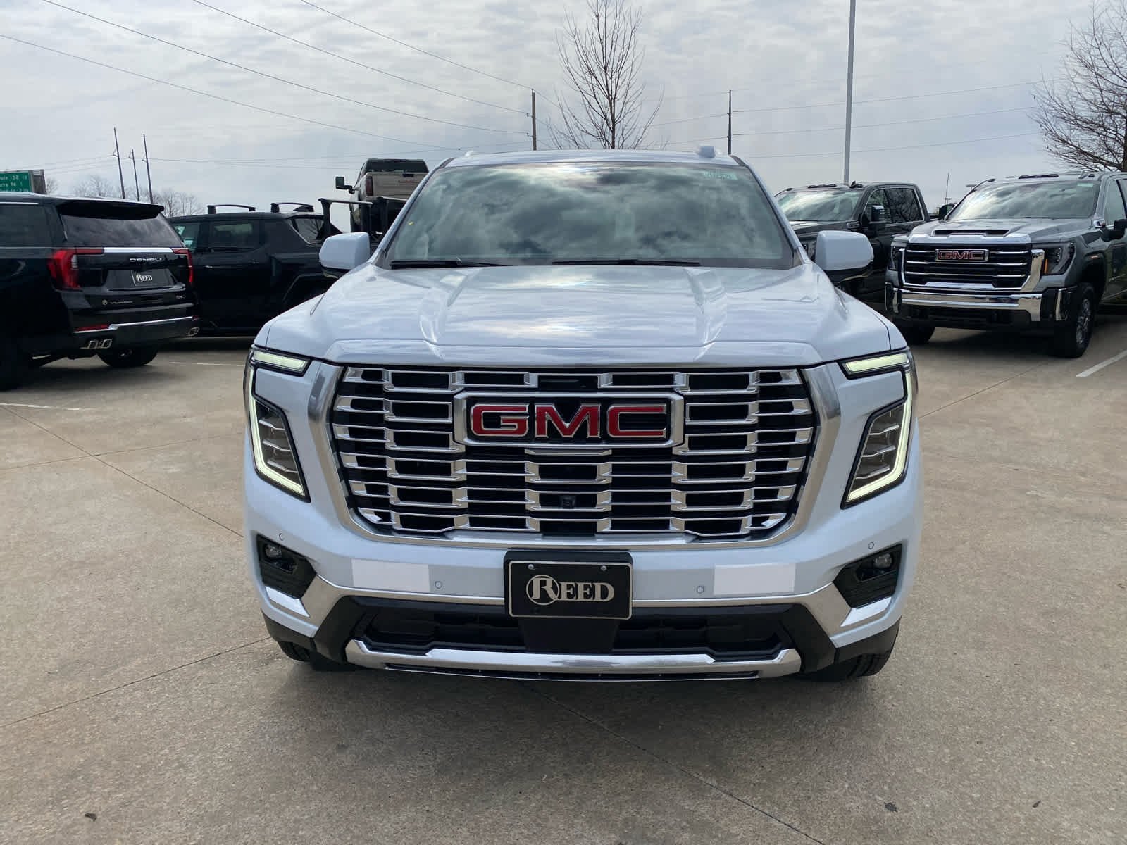 2026 GMC Yukon Denali - Photo 3