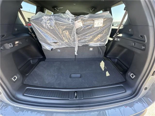 New 2027 Sting-Gray Clearcoat Jeep LAREDO 4X4 image 27