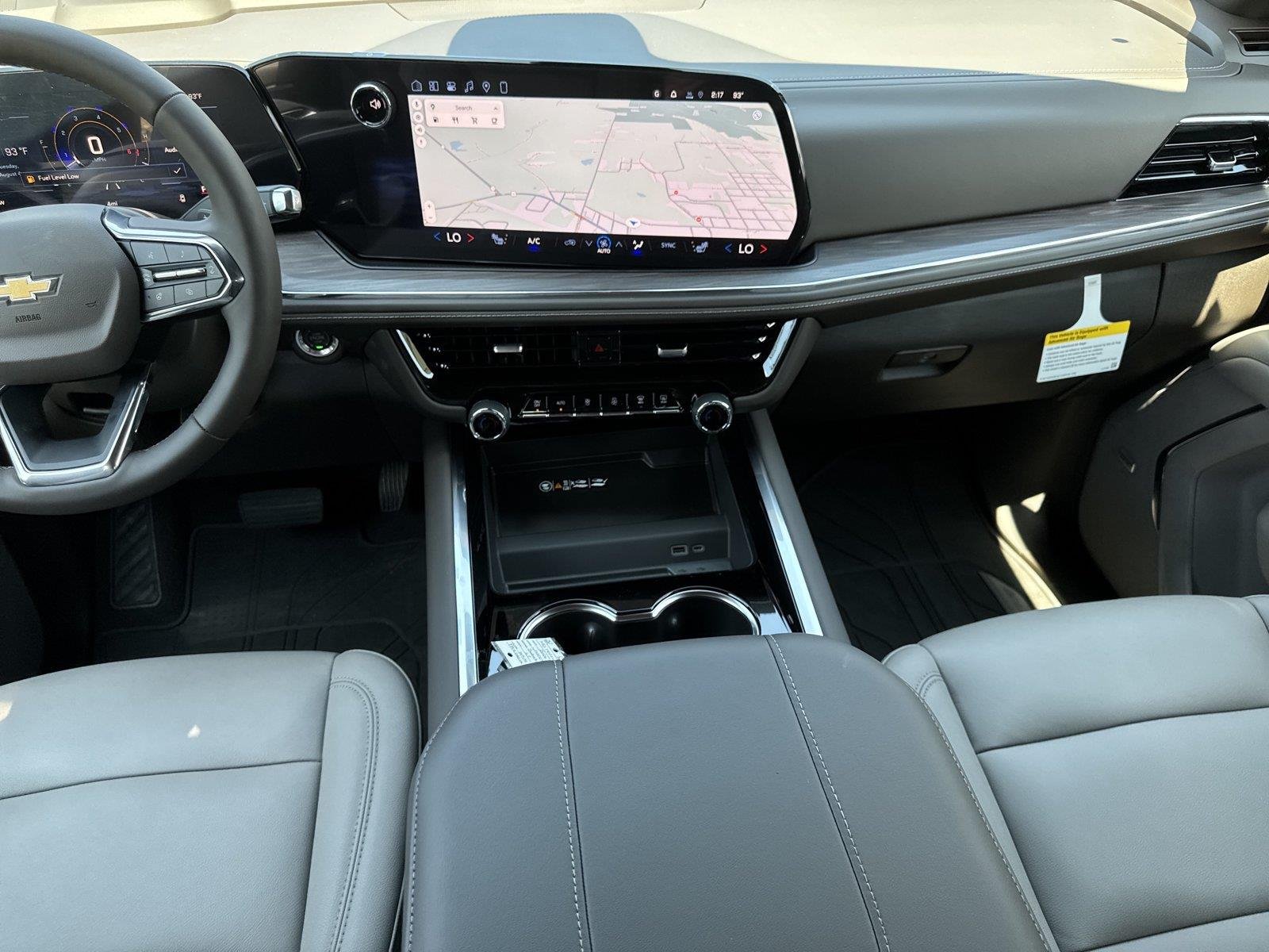 2026 Chevrolet Suburban LT - Photo 15