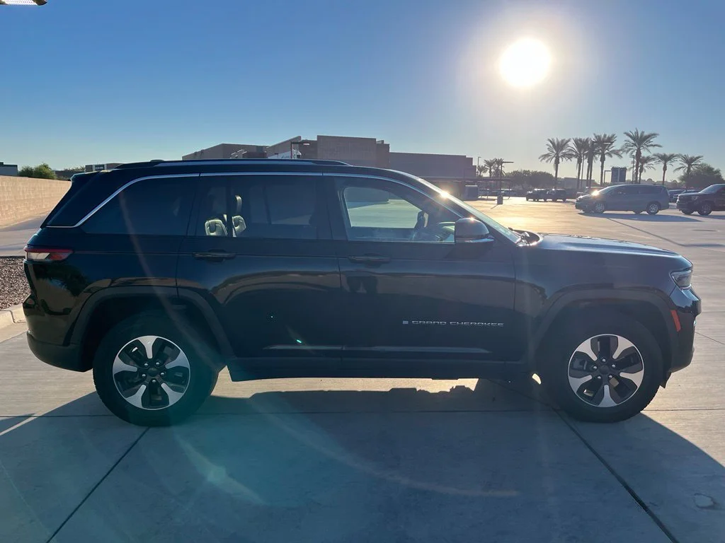Certified Used 2024 Black Jeep 4xe image 10