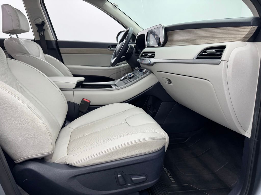 Used 2020 Lagoon Silver Hyundai SEL image 33
