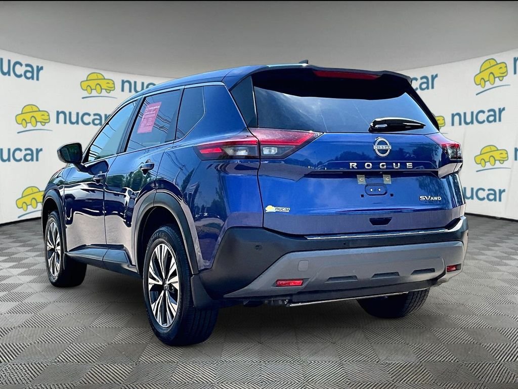 Used 2023 Blue Nissan SV image 4