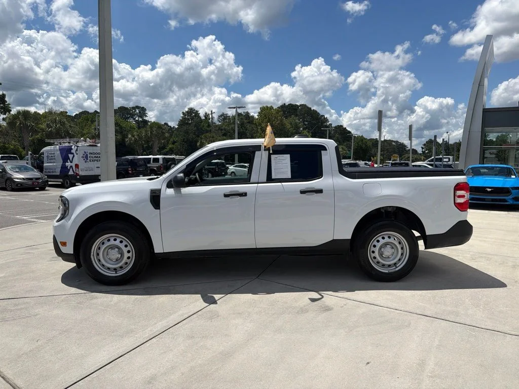 Used 2025 Oxford White Ford XL image 4