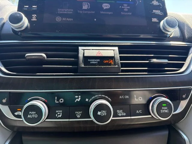 Used 2019 White Honda EX image 14