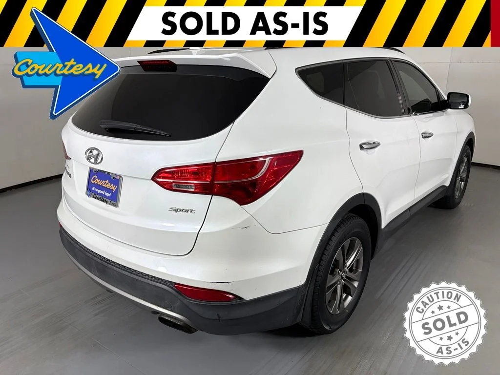 Used 2013 White Hyundai Base image 8