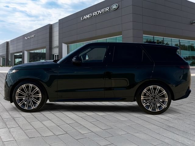 New 2026 British Racing Green Land Rover Autobiography image 2