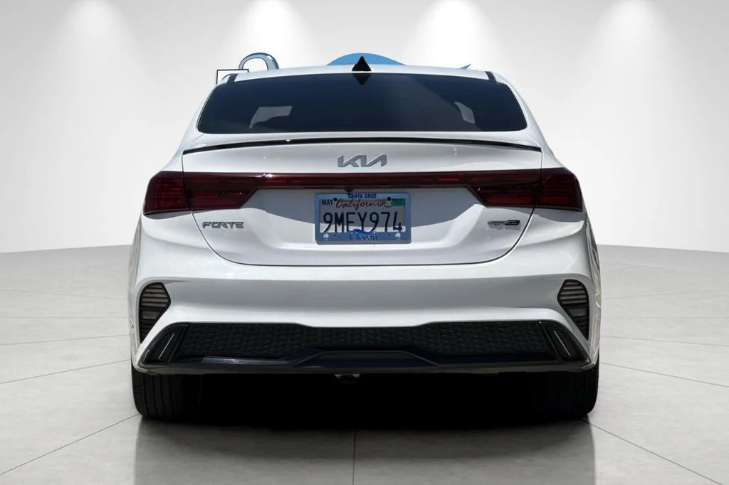 Used 2024 Snow White Pearl Kia GT-Line image 5
