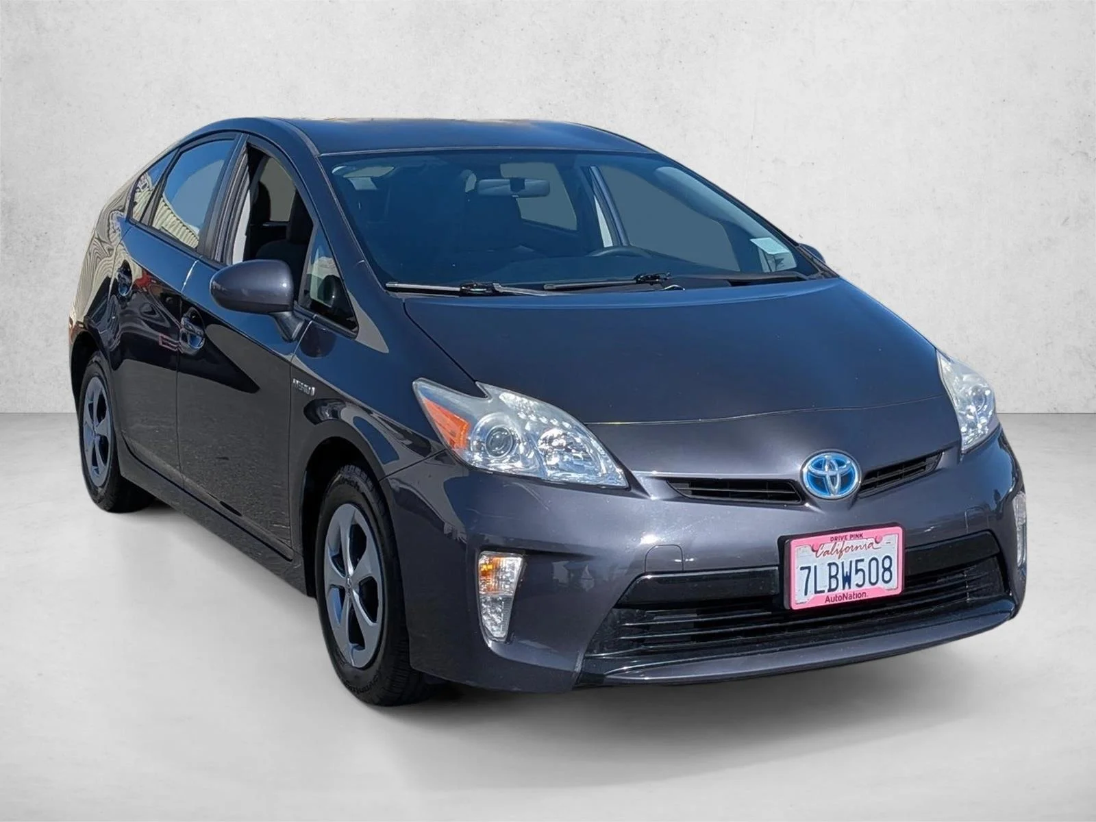 Used 2015 Winter Gray Metallic Toyota Two image 3