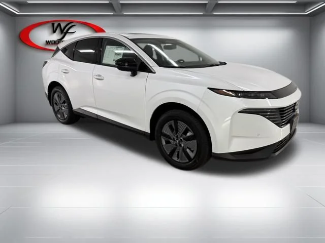 New 2025 Everest White TriCoat Nissan SL image 3