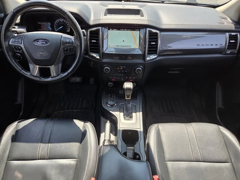 Used 2019 Shadow Black FORD LARIAT 4WD SUPERCREW 5