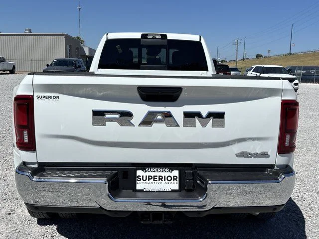 New 2026 Bright White Clear-Coat Exterior Paint RAM Tradesman image 4