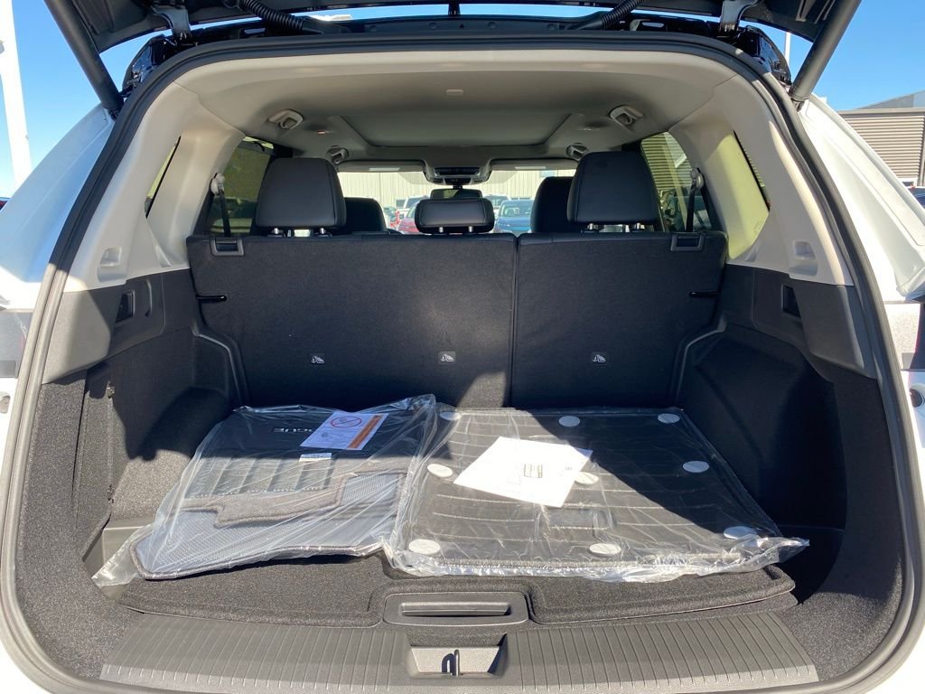 2026 Nissan Rogue Platinum - Photo 37