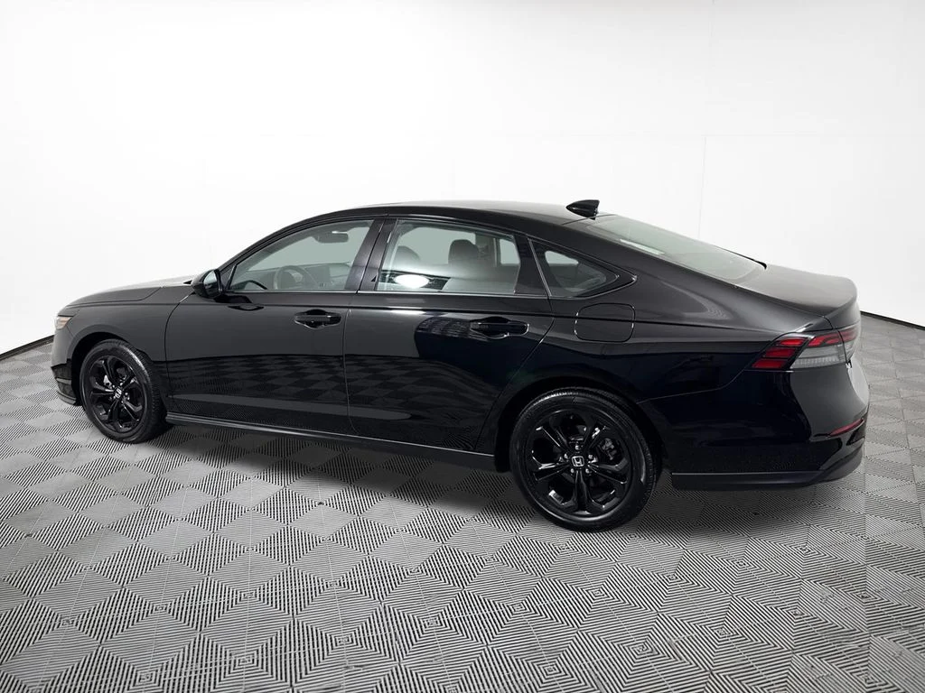 Certified Used 2025 Crystal Black Pearl Honda 1.5T SE image 11
