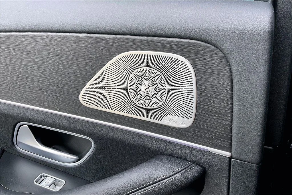 Used 2025 Gray Mercedes-Benz GLE 450 image 24