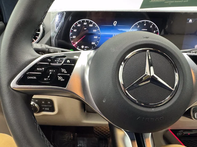 Certified Used 2026 Mountain Gray Metallic Mercedes-Benz GLA 250 image 24