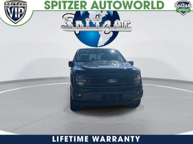 New 2026 Agate Black Metallic Ford XLT image 4