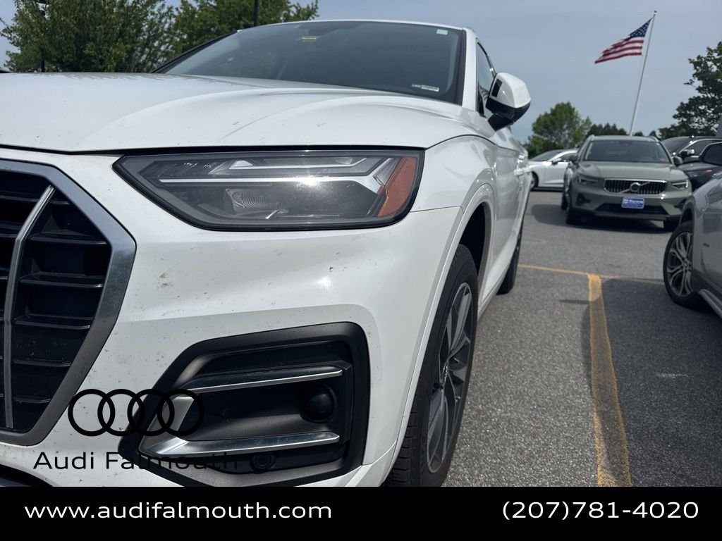 Used 2021 White Audi 45 Premium Plus image 3