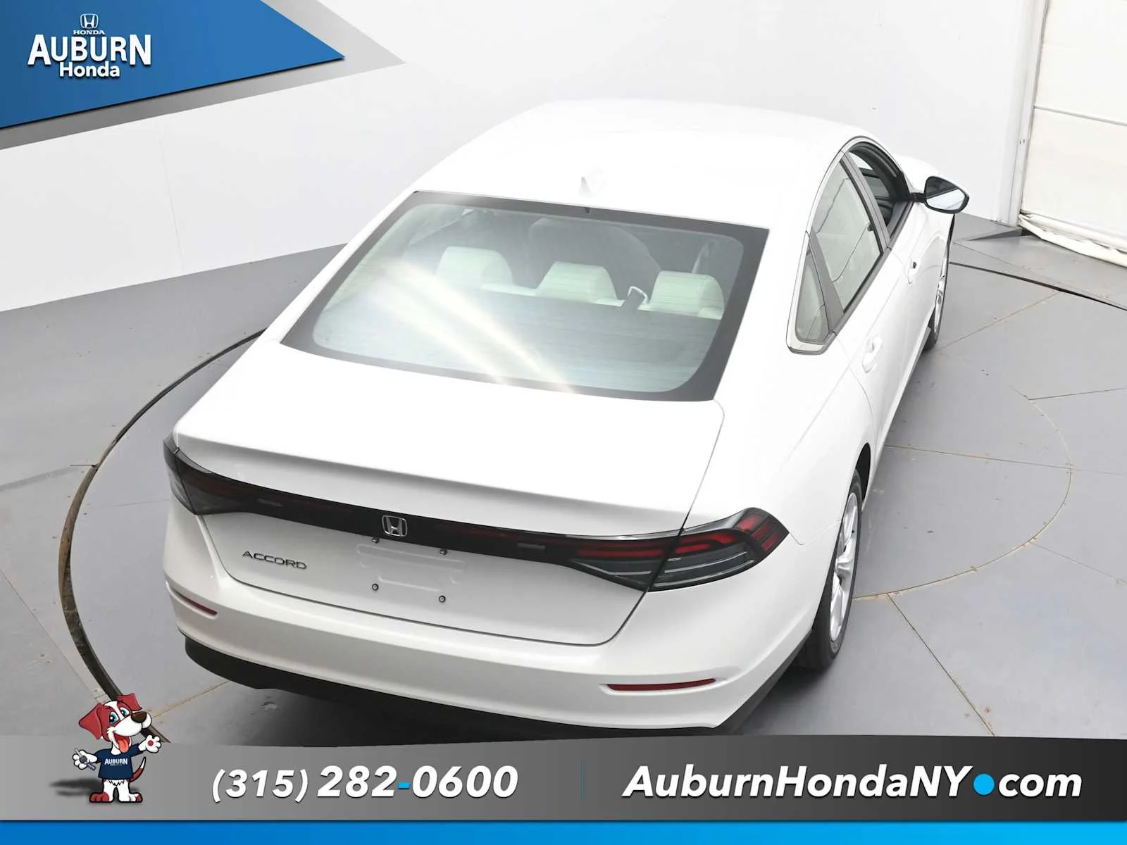 New 2026 Platinum White Pearl Honda LX image 32