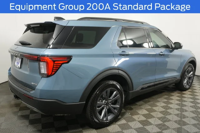 New 2026 Vapor Blue Metallic Ford Active image 3