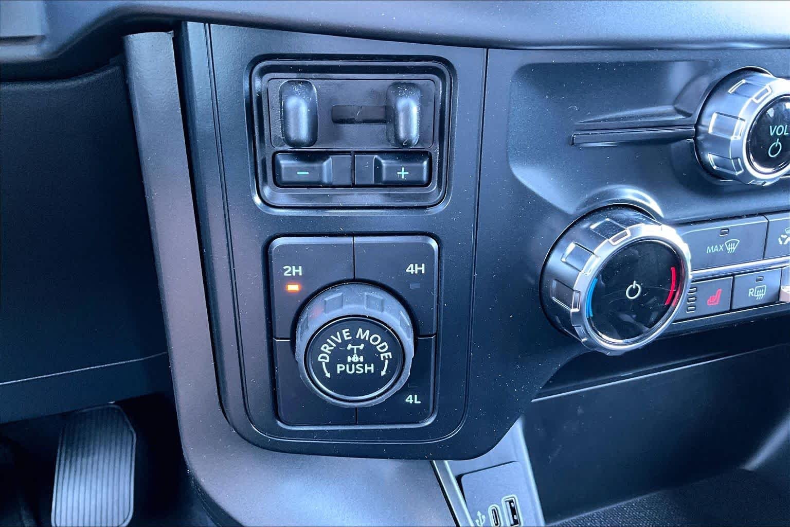 Used 2026 Avalanche Ford Tremor image 35